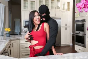 Những người đẹp hàng đầu đang tới! Hổ trắng tự nhiên thuần chủng, hồng như búp bê bơm hơi, từng rất nổi tiếng, ngực và âm hộ siêu hồng, nữ thần hàng đầu